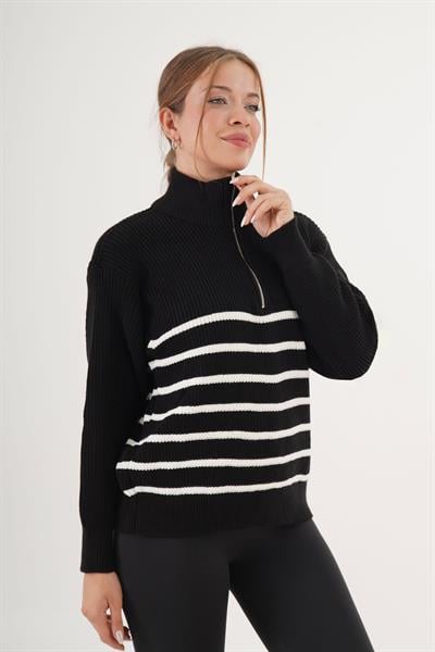 Kalın Çizgili Yaka Fermuarlı Siyah Triko Kazak