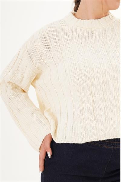 Kalın Örgü Salaş Bisiklet Yaka Bej Triko Kazak