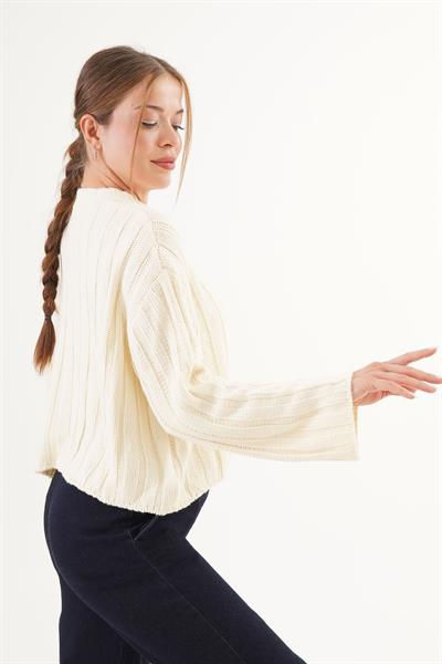 Kalın Örgü Salaş Bisiklet Yaka Bej Triko Kazak