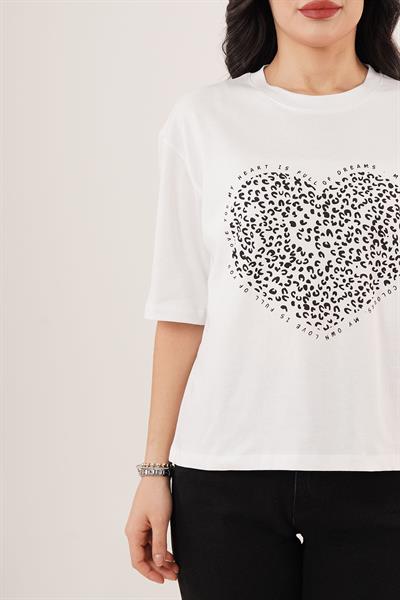 Kalp Baskılı Beyaz Crop Basic Tişört