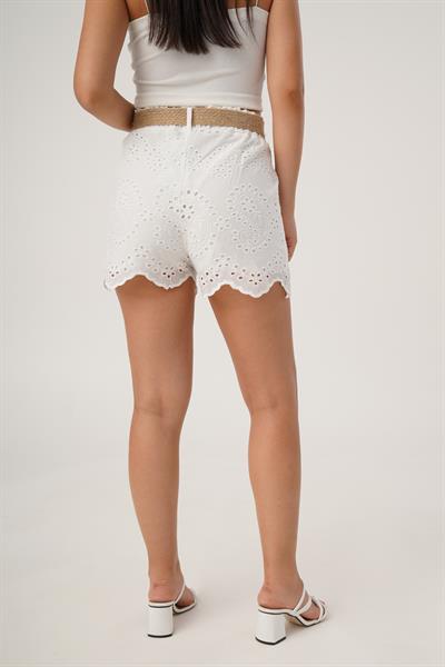 Kemerli Güpür Model Salaş Beyaz Şort