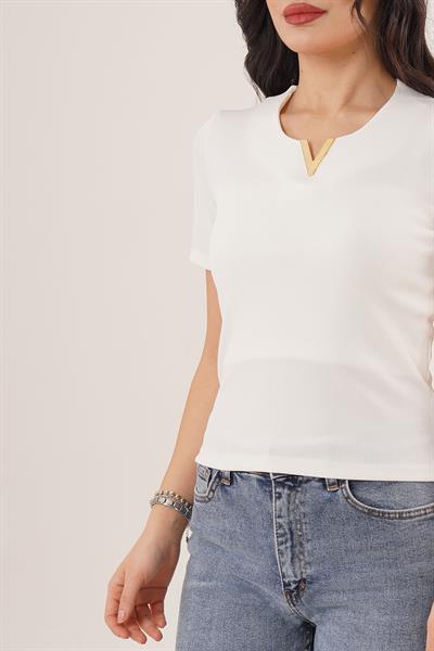 Kısa Kollu Yaka Detaylı Beyaz Kaşkorse Bluz