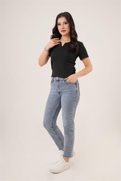 Kısa Kollu Yaka Detaylı Siyah Kaşkorse Bluz
