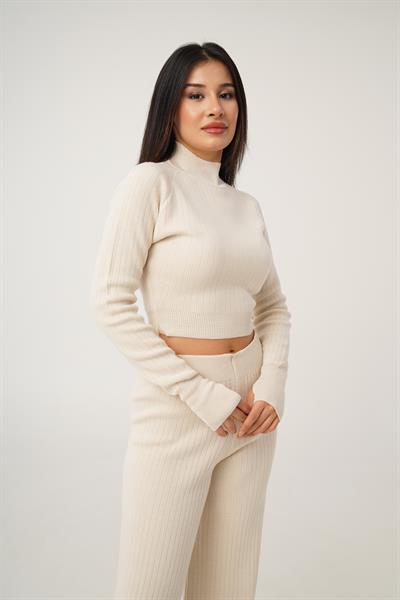Kısa Model Bej Crop ve Pantolon Takımı