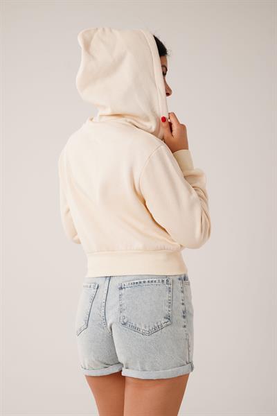 Kısa Model Fermuarlı Bej Spor Hırka