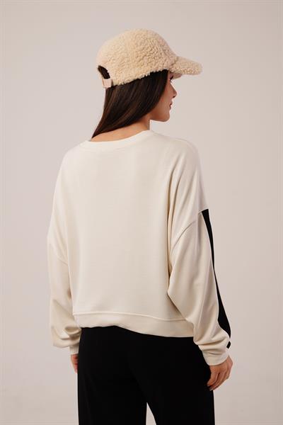 Kol Şerit Detaylı Yarasa Kol Bej Sweatshirt