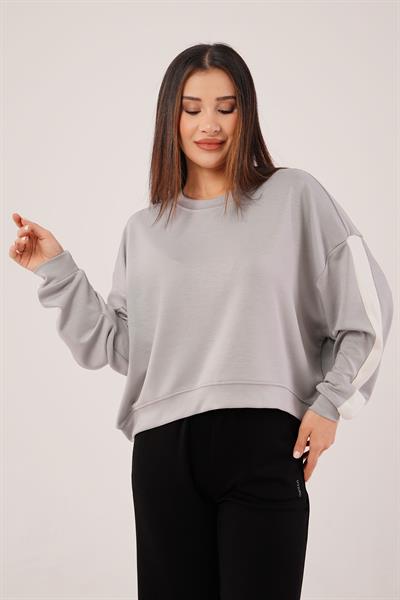 Kol Şerit Detaylı Yarasa Kol Gri Sweatshirt