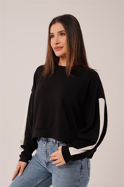 Kol Şerit Detaylı Yarasa Kol Siyah Sweatshirt