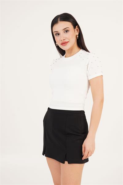 Kolu İnci Detaylı Basic Beyaz Tişört