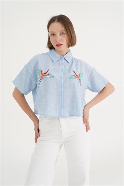 Kuş Nakışlı Kısa Kol Mavi Gömlek
