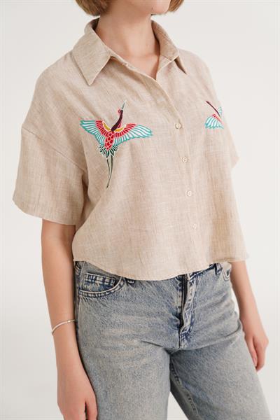 Kuş Nakışlı Kısa Kol Vizon Gömlek