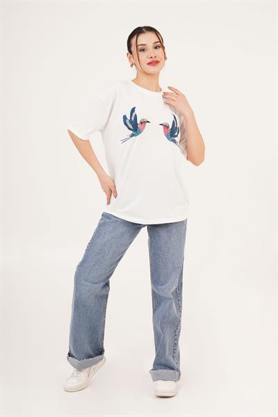 Kuş Nakışlı ve Taş Detaylı Basic Beyaz Tişört