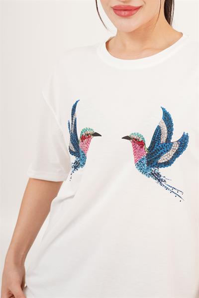 Kuş Nakışlı ve Taş Detaylı Basic Beyaz Tişört