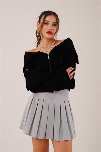 Madonna Yaka Fermuarlı Siyah Triko Hırka