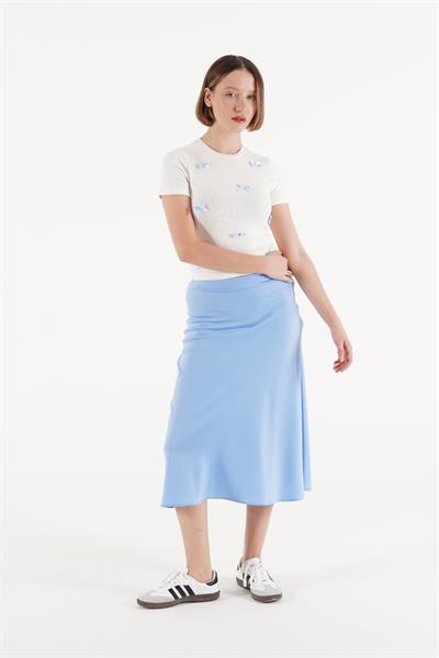 Mavi Kurdele İşlemeli Beyaz Crop