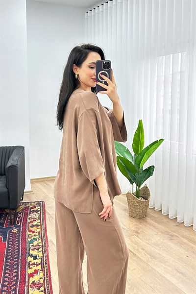 Modal Tek Düğme Kapamalı Oversize Kahve İkili Takım