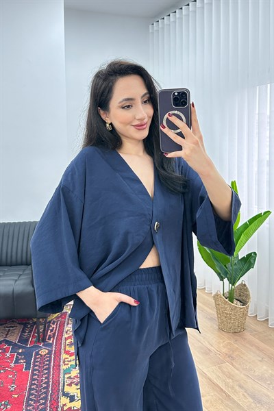 Modal Tek Düğme Kapamalı Oversize Lacivert İkili Takım