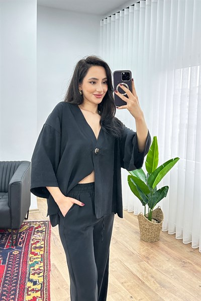 Modal Tek Düğme Kapamalı Oversize Siyah İkili Takım