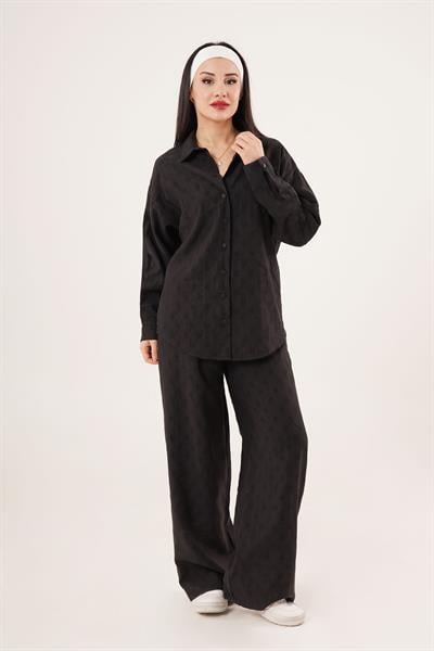 Kendinden Benek Desenli Gömlek ve Pantolon Siyah İkili Takım