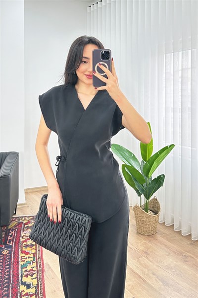 Modal Beli İp Bağlamalı Kruvaze Siyah Bluz Pantolon İkili Takım 