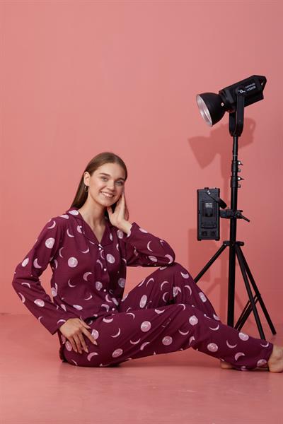 Moonlight Desen Düğmeli Mürdüm Pijama Takımı