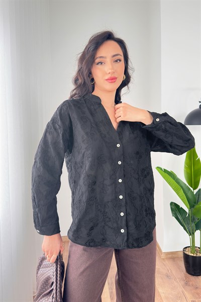 Nakış Çiçek İşlemeli Desenli Siyah Gömlek