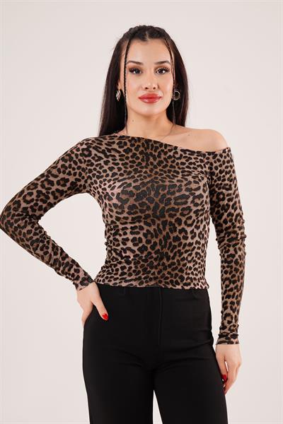 Omuz Dekolteli Leopar Desen Bluz