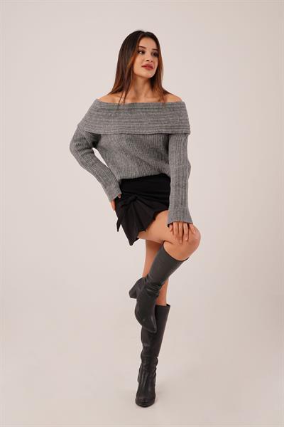 Omuz Dekolteli Madonna Yaka Antrasit Triko Kazak