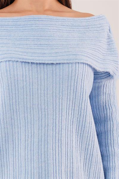 Omuz Dekolteli Madonna Yaka Bebe Mavisi Triko Kazak