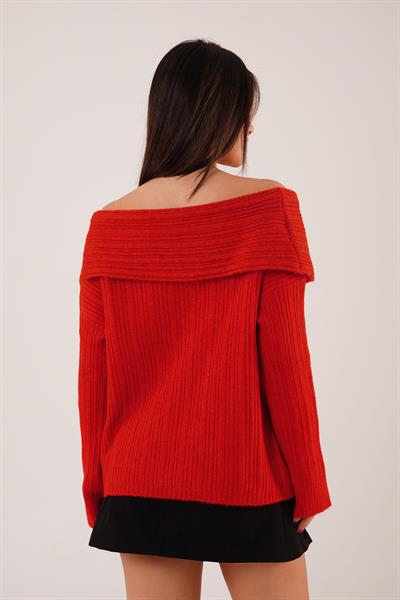 Omuz Dekolteli Madonna Yaka Kırmızı Triko Kazak