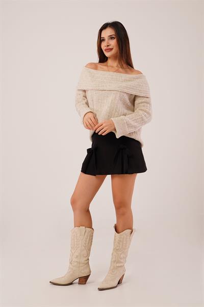 Omuz Dekolteli Madonna Yaka Taş Triko Kazak