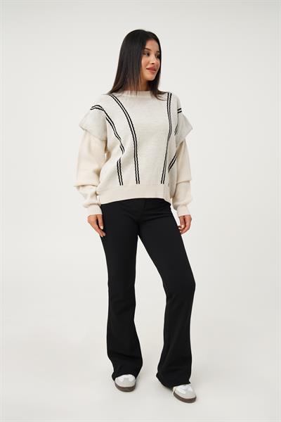 Omuz Kat Detaylı Salaş Model Taş Triko Kazak