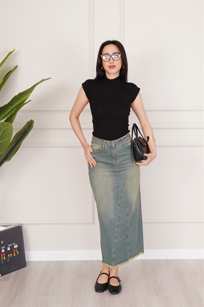 Eskitme Yırtmaç Detaylı Midi Boy Kot Etek