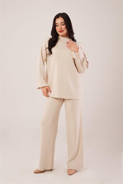 Ön Dikiş Detay Bej Triko Takım