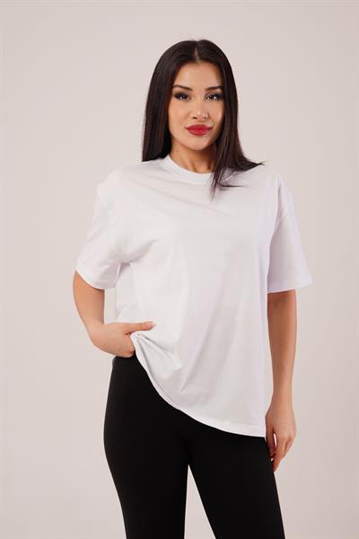 Ön El Nakışlı Beyaz Tişört