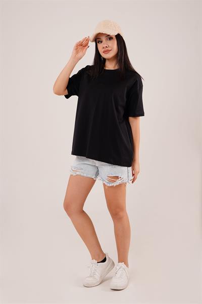 Ön El Nakışlı Siyah Tişört