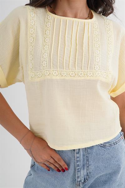 Ön Güpürlü Kısa Kol Sarı Bluz