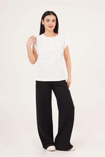 Önü Taşlı Kısa Kollu Beyaz Tişört