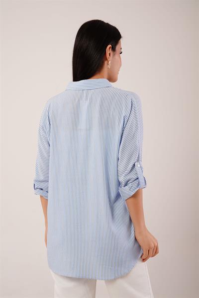 Oversize Kol Katlamalı Çizgili Mavi Gömlek