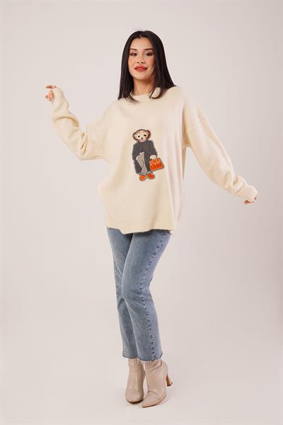 Panda Nakışlı Oversize Krem Kazak