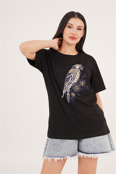 Papağan Desenli ve Taş Detaylı Siyah Tişört