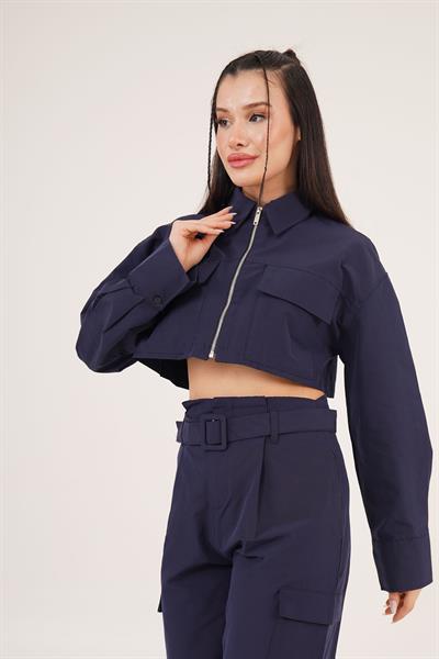 Paraşüt Kumaş Fermuarlı Ceket ve Kemerli Lacivert Pantolon İkili Takım