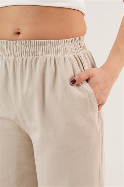 Bel Lastikli Paça Detaylı Cepli Bej Pantolon