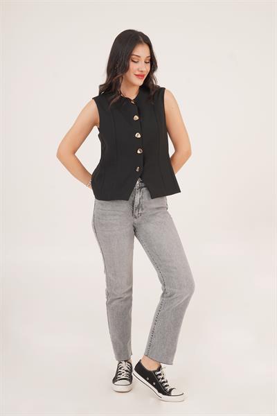 Parlak Düğme Detaylı Siyah Yelek	