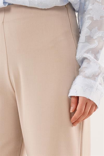 Bol Paça Yandan Fermuarlı Krem Kumaş Pantolon	