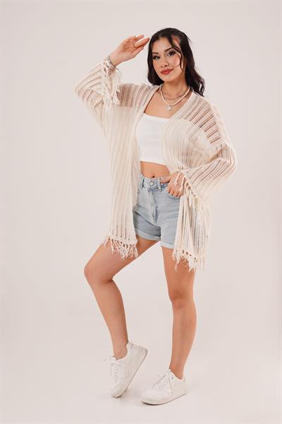 Püskül Detaylı Delikli Model Bej Hırka