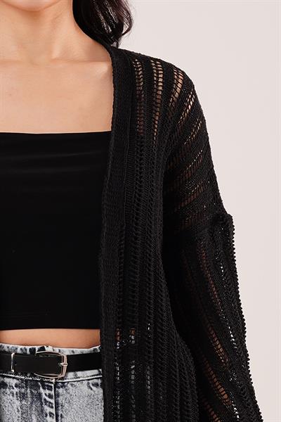 Püskül Detaylı Delikli Model Siyah Hırka