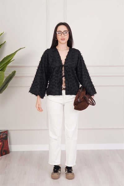 Püsküllü Ön Bağcıklı Salaş Siyah Kimono