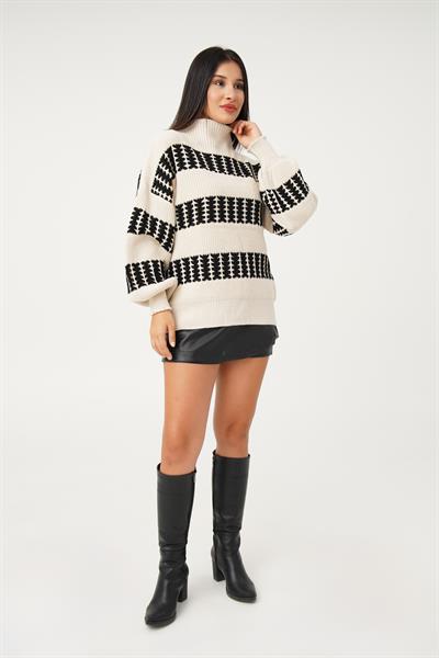 Renk Geçişli Düz Yaka Taş Oversize Triko Kazak