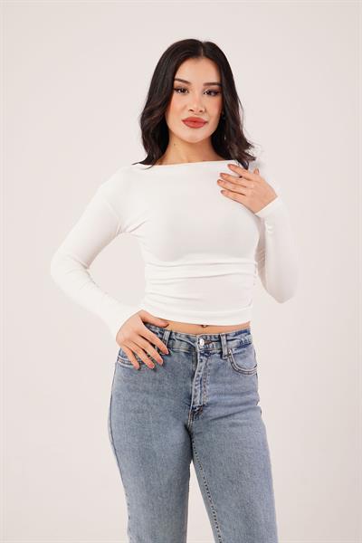 Yan Büzgülü Geniş Yaka Beyaz Bluz